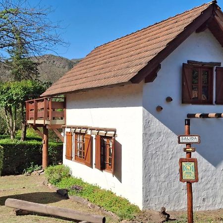 Cabanas Del Bosque 圣罗莎卡拉穆奇塔县 外观 照片